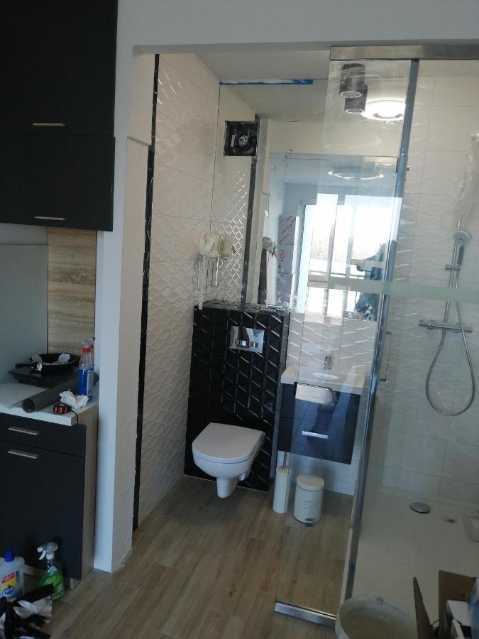 Apartamenty GALERIA PÓŁNOCNA Varsovia Exterior foto