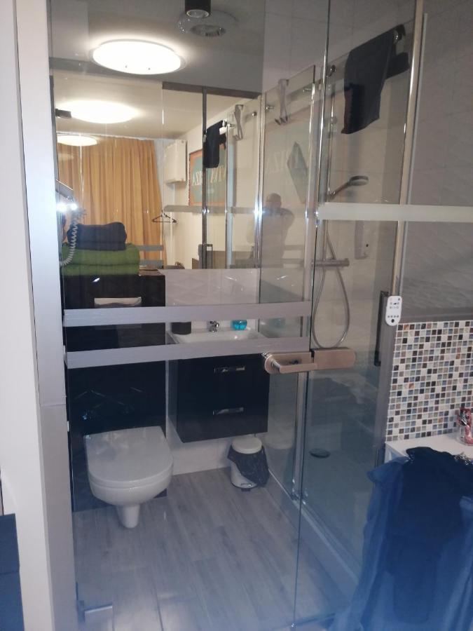 Apartamenty GALERIA PÓŁNOCNA Varsovia Exterior foto