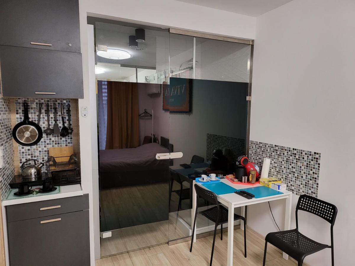 Apartamenty GALERIA PÓŁNOCNA Varsovia Exterior foto