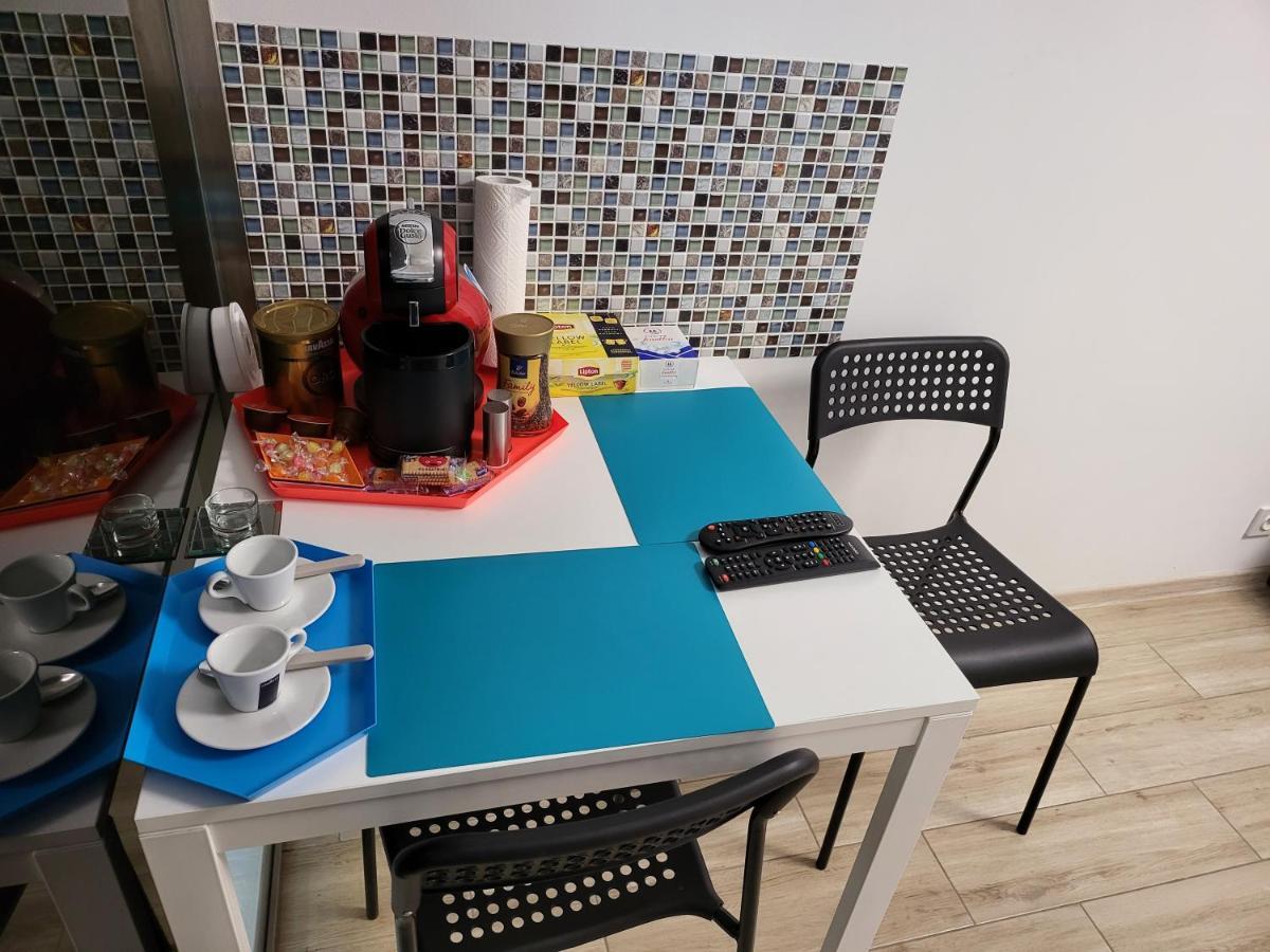 Apartamenty GALERIA PÓŁNOCNA Varsovia Exterior foto